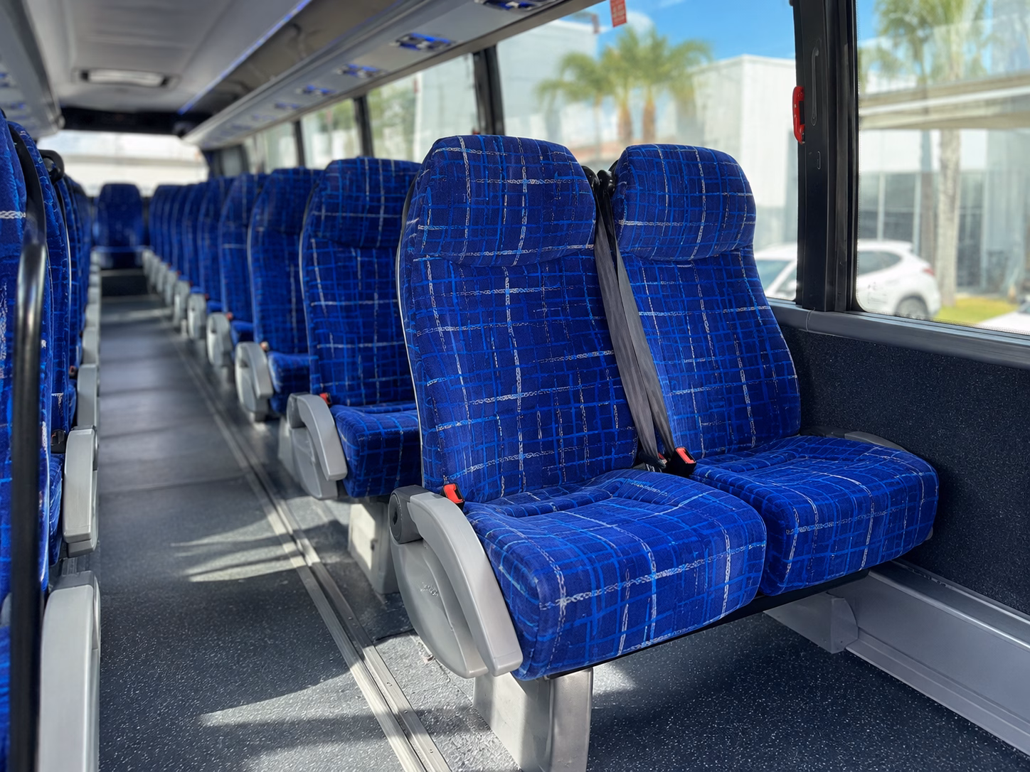 compare bus rental pricing in boynton beach online upfront and in minutes